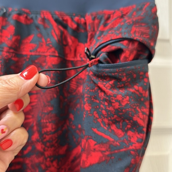 Lululemon T.H.E. Short 9" *Linerless Canopy Hot Heat Mach Blue - Picture 9 of 16